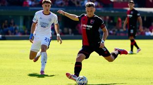 Lucas Reggiardo no sólo se quedó con un lugar en el equipo, sino con la cinta de capitán.