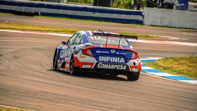 Bernardo Llaver logró la pole en Concordia.
