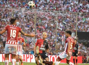 Así está la tabla de las Copas a tres fechas del final de la Superliga