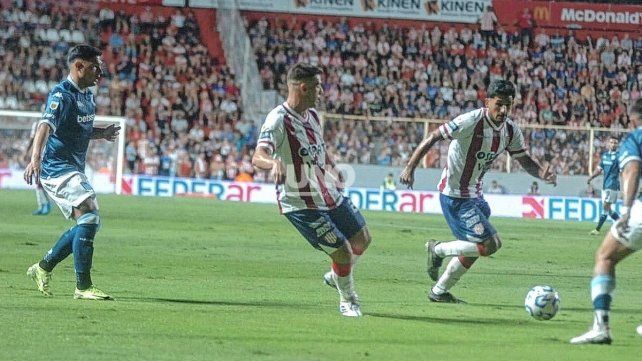 El minuto a minuto del partido entre Unión y Racing en Santa Fe El minuto a minuto del partido entre Unión y Racing en Santa Fe