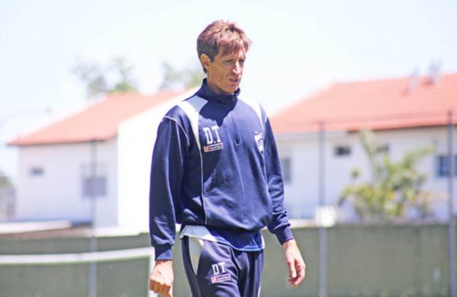 Sava se puso a la cabeza para sumar jugadores en Quilmes