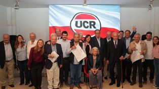 Estuvieron en el Comité Nacional recibiendo su reconocimiento, Jesús Rodríguez, Marcelo Stubrin, Roberto Sammartino, Juan José Cavallari, Ricardo Terrile, Adolfo Stubrin, Bernardo Salduna, Norma Allegrone, Lisandro Silvero, Jorge Vanossi, Luis “Changui” Cáceres, Juan Manuel Casella, Osvaldo Camisar, Julio Ginzo, Guillermo Tello Rosas y Ramón Naveiro.&nbsp;