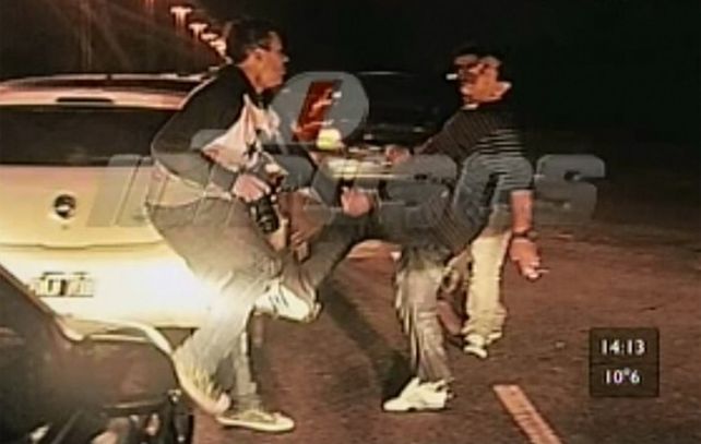 La imagen de la agresión de Diego Maradona a un periodista