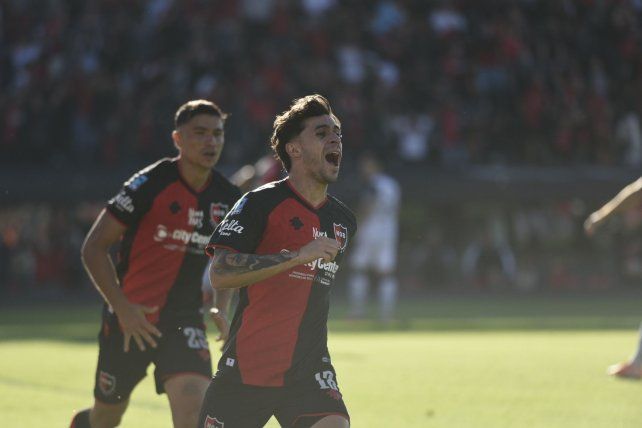 El delantero Walter Mazzantti disfruta su buen presente en Newell’s. Le dio el triunfo al rojinegro el sábado ante los mendocinos.&nbsp;