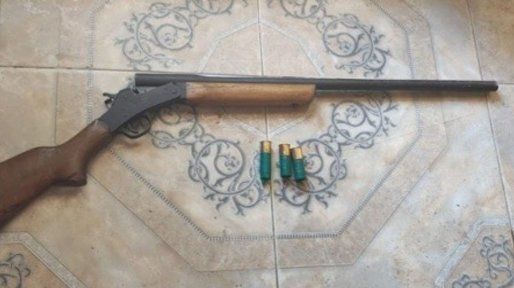 Entró a robar en una vivienda en Pérez y lo mataron de un escopetazo