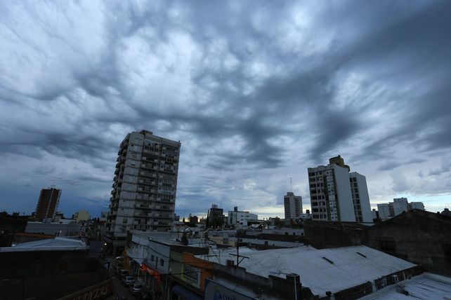 Hay alerta por tormentas fuertes para la provincia