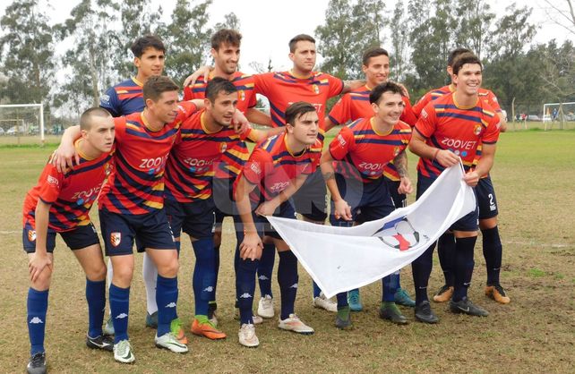 Ateneo expone la punta en la autopista