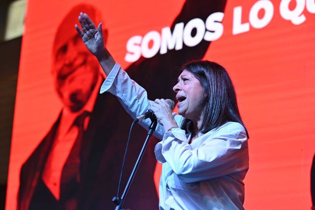 El Socialismo dio un fuerte mensaje de unidad y vocación de futuro en un multitudinario locro en Rosario