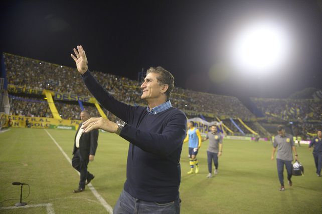 Edgardo Bauza fue campeón con su Central querido y a los pocos meses tuvo que dejar el club.