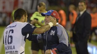 Maradona: Quiero sentir en la piel lo que es dirigir a Newells
