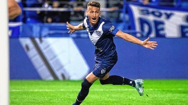 Braian Romero marcó para Vélez dos goles.