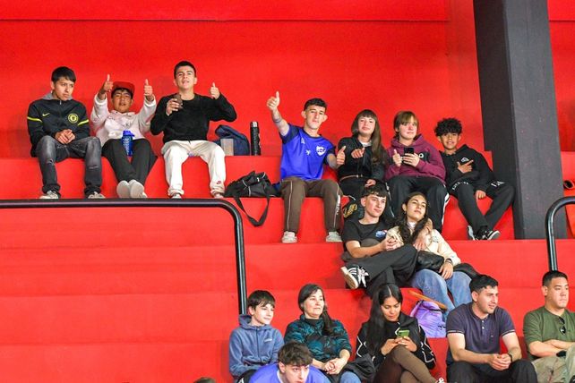 Los jóvenes del polideportivo de zona sur pudieron acercarse a una competencia internacional