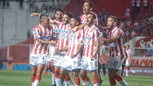 ¿Cómo le fue a Unión recibiendo a Huracán?