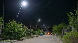 Dentro del Plan Paraná 100% LED ya se instalaron 15.000 nuevas luminarias.
