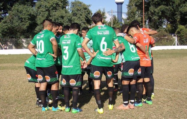 Don Salvador defiende la punta en Candioti