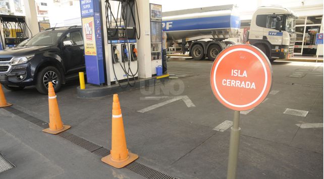 Estaciones de servicio con menores ventas de combustibles por los aumentos (2)