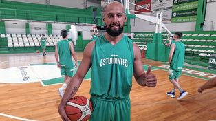 La dirigencia del Club Estudiantes Concordia confirmó que el dominicano Cristian Lora no continúa en el equipo de Liga Argentina y en su lugar arribó el uruguayo Federico Álvarez.