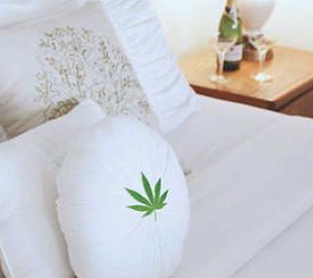 En el resort se podrán adquirir diferentes tipos de plantas para fumar en total tranquilidad.
