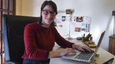 La pandemia amplió desigualdades de género, por eso las mujeres encontraron en las nuevas tecnologías un espacio para organizarse e incorporarse a un mercado de trabajo dinámico y en plena expansión, explica Paula Coto directora de Chicas en Tecnologia CET. Ciberfeminismo La pandemia amplió desigualdades de género, por eso las mujeres encontraron en las nuevas tecnologías un espacio para organizarse e incorporarse a un mercado de trabajo dinámico y en plena expansión, explica Paula Coto directora de Chicas en Tecnologia CET. Ciberfeminismo