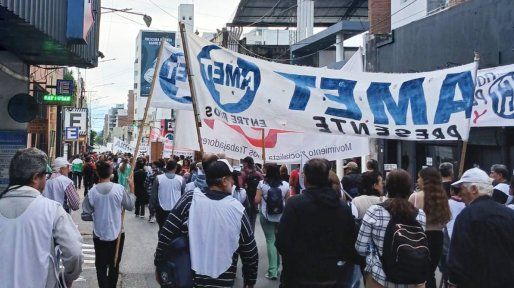 AMET se sumó a Agmer y anunció paro y movilización para este miércoles