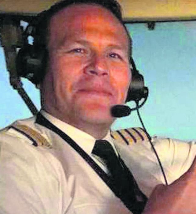 acusado. El capjtán del avión y accionista Miguel Quiroga Murakami.
