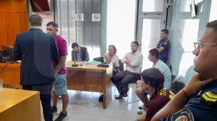 Los acusados del crimen de Ariel Domínguez, en Paraná, seguirán con prisión domiciliaria.
