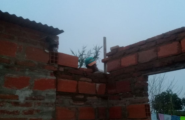 Hoy necesitan ayuda para poder adquirir las aberturas.