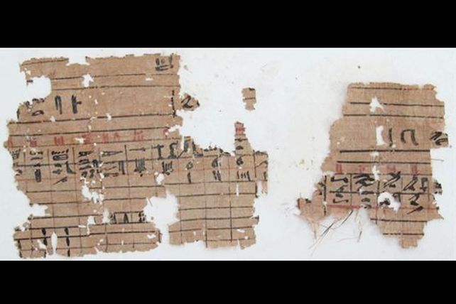 Hallan en Egipto un puerto histórico con los papiros más antiguos encontrados