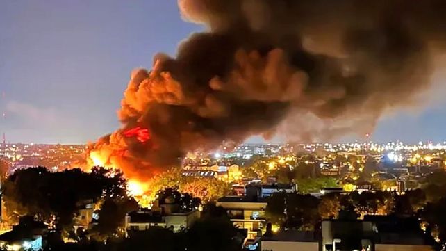 Explosión e incendio en una fábrica química de San Fernando