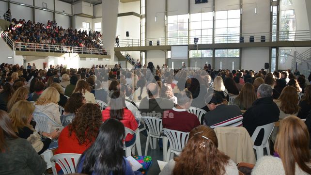 Santa Fe titularizará a 5.000 profesores de escuelas secundarias