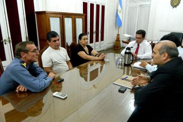 Familiares de la joven abusada se reunieron con el ministro de Justicia