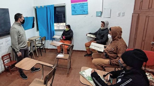 Recuperadores urbanos podrán finalizar estudios primarios