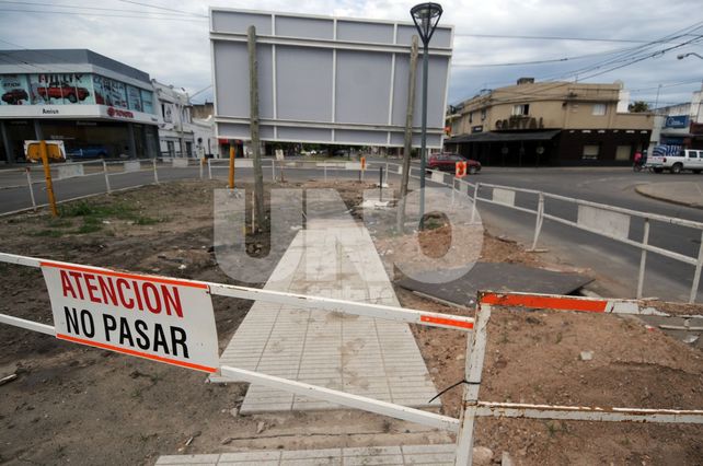 Socavón. El hundimiento es en el mismo lugar que en febrero del año pasado. Hoy la depresión es menor