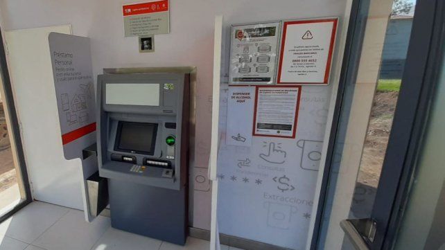 Instalaron un cajero automático en localidad de Las Cuevas