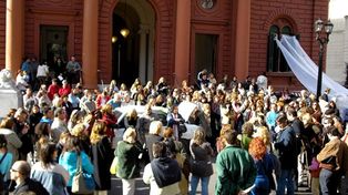 Los municipales se declararon en alerta y anunciaron un paro de 24 horas para el 1 de marzo
