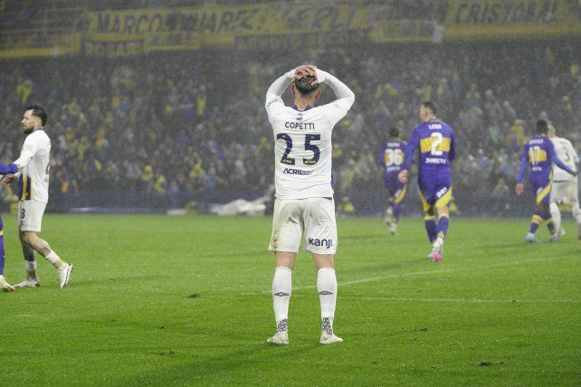 Copetti se lamenta por una de las tantas situaciones desperdiciadas. Por eso el fastidio.