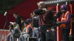 Sebastián Méndez no le encontró la vuelta al equipo y tras la caída en La Paternal puso fin a su ciclo.