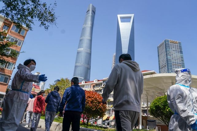 El confinamiento extremo chino entra en crisis y supone un fuerte revés
