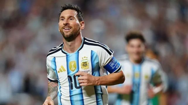 La IFFHS incluyó a Messi en su equipo ideal del Mundial 2026. Integra el tridente ofensivo junto a Mbappé y Lamine Yamal.
