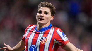 Julián Álvarez, otro de los argentinos en Europa que convirtió un gol.