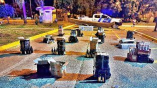 Bebidas y desodorantes fueron interceptados por la fuerza de seguridad en el río Uruguay.