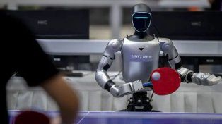 China y el desafío de hacer útiles a los robots humanoides