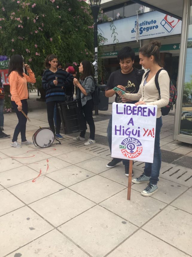 Paraná reclamó por la libertad de Higui