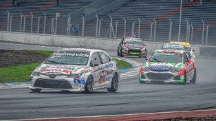 Las pruebas finales de la clase 3 y 2 del Turismo Nacional fueron suspendidas por las intensas lluvias.