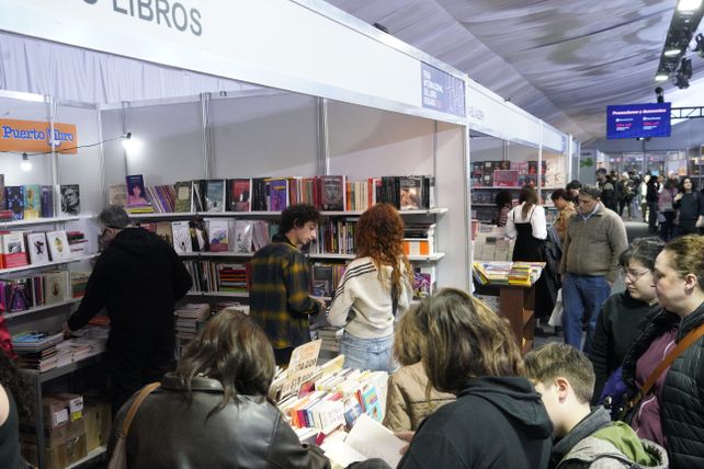 La Feria del Libro 2026 cuenta con muchas actividades en el Centro Cultura Fontanarrosa.