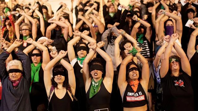 Las creadoras de Un violador en tu camino estarán en el pañuelazo porteño