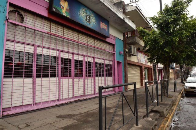 Rosario: policía de civil balea en la cabeza a un ladrón que intentó asaltar un bar en zona sur