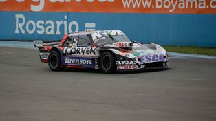Matías Rossi y el Ford número 5, camino a la victoria en Rosario, en la primera y única carrera del Turismo Carretera en el Fangio. Ahora la ACTC trae a la TC Pick Up.