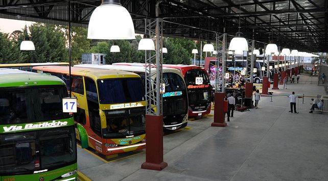 Dos choferes drogados iban a llevar egresados a Bariloche