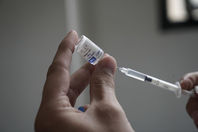 Coronavirus: denuncian que le dieron un turno para vacunarse a una persona que murió hace 11 años